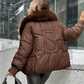 Elegante donsjas met een comfortabele, warme kraag
